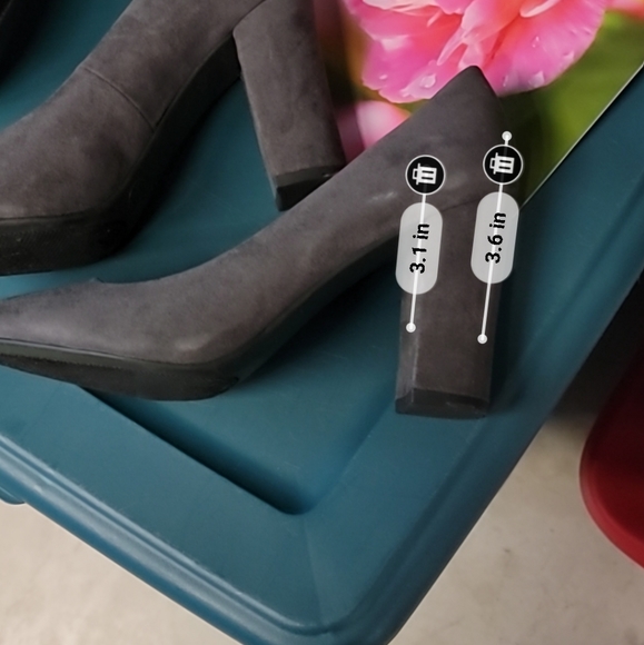 Heels - Picture 6 of 6